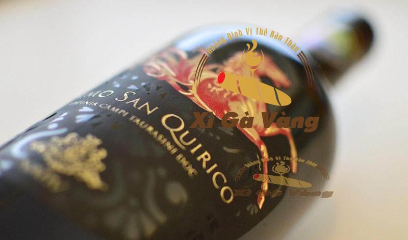 Chai vang này rất thích hợp để thưởng thức cùng các món ăn chế biến gia vị đậm